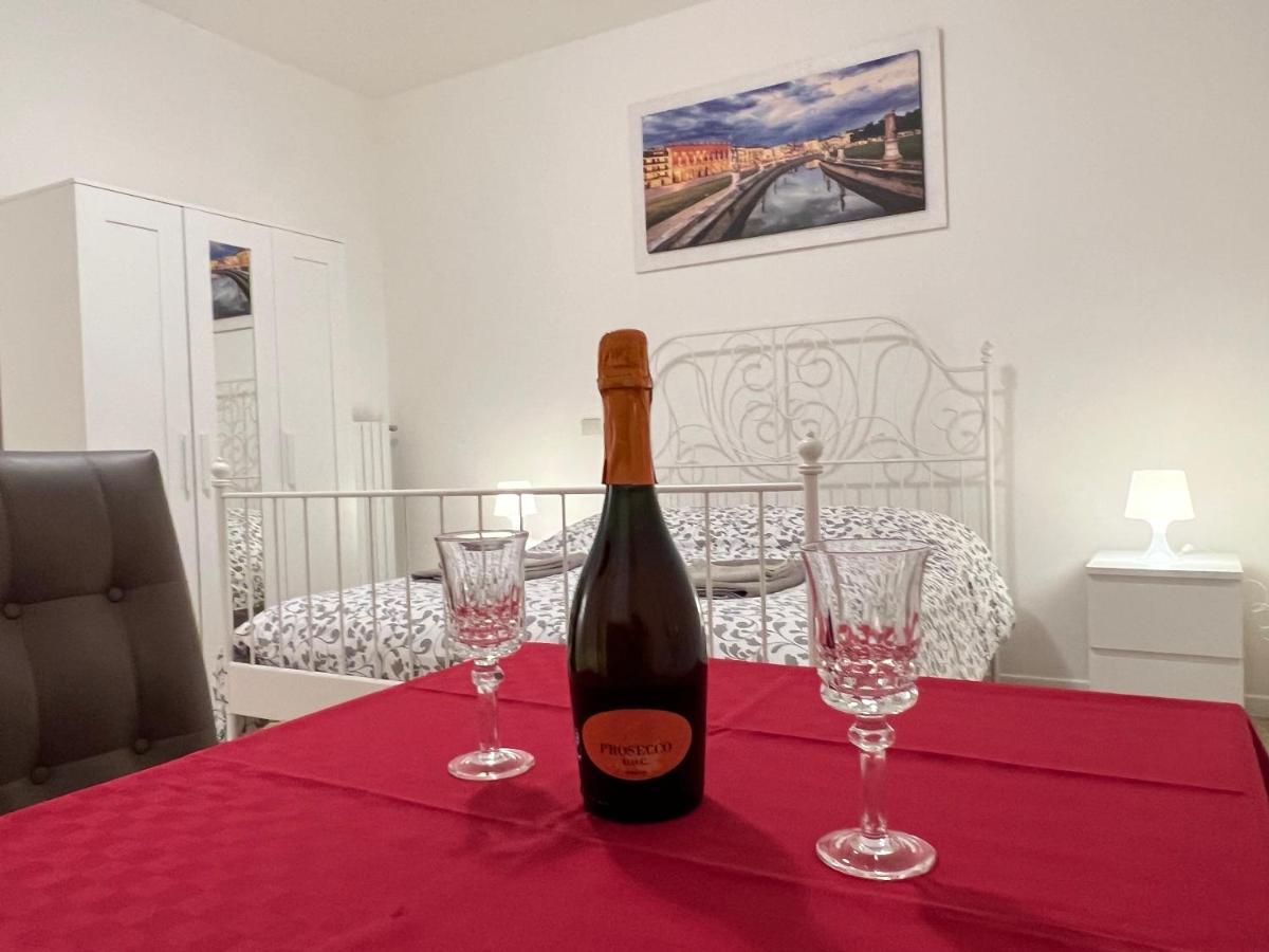 Casa Roma Rooms& Apartmens Padova Eksteriør billede