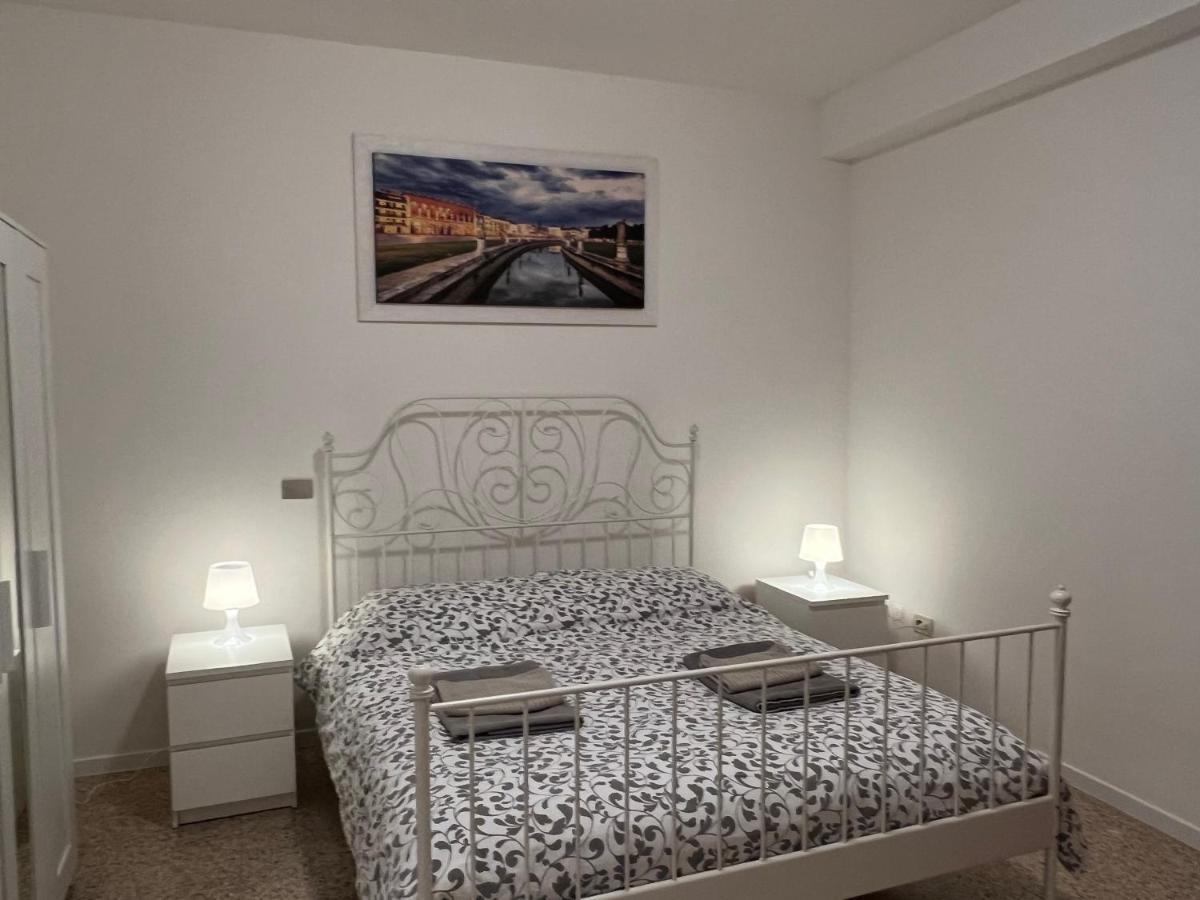 Casa Roma Rooms& Apartmens Padova Eksteriør billede
