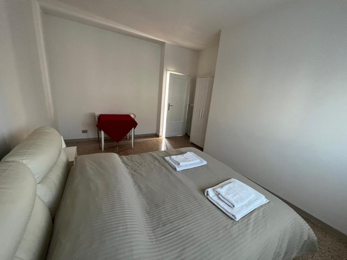 Casa Roma Rooms& Apartmens Padova Eksteriør billede